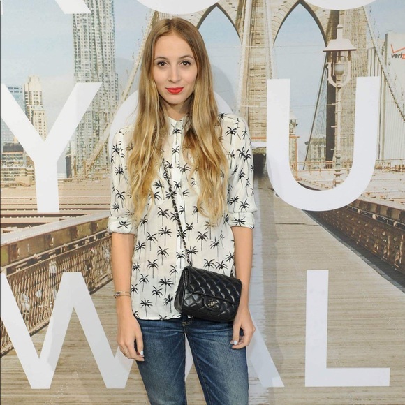 AEO Palm Tree Button Down Blouse - Picture 2 of 7